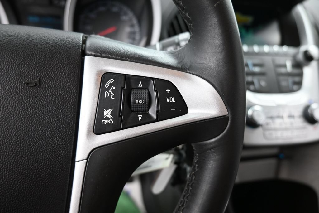 Used 2013 Chevrolet Equinox LT AWD/4WD image 34