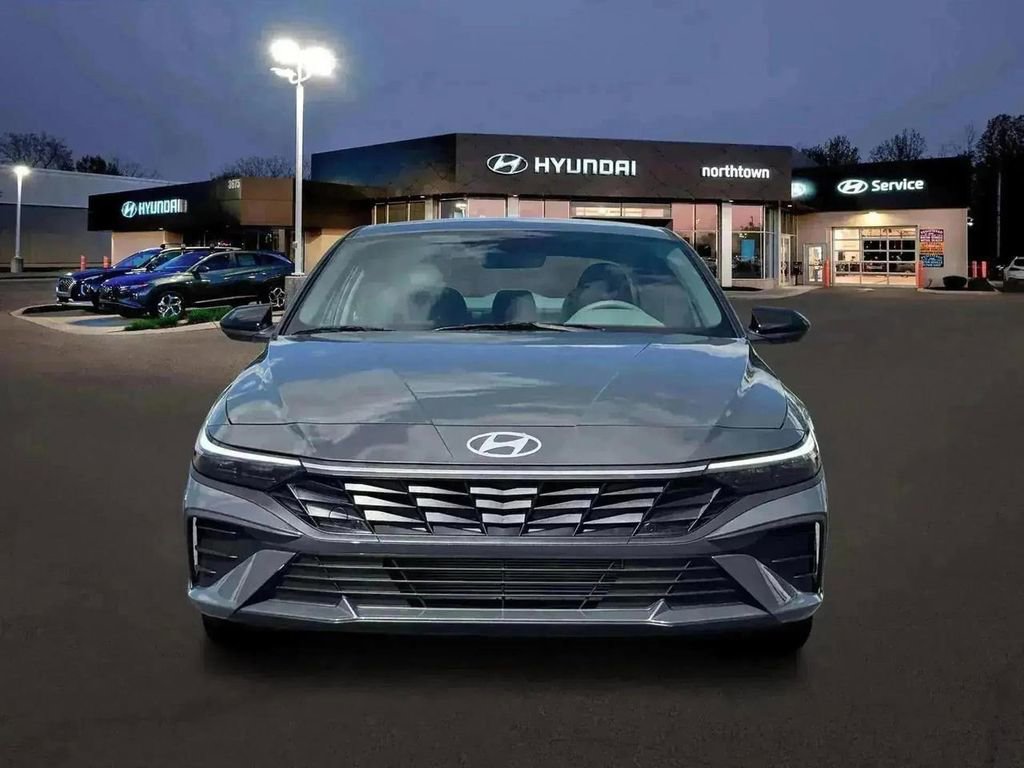New 2026 Hyundai Elantra Sport FWD image 12