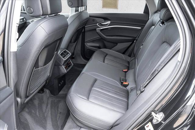 Certified 2024 Audi Q8 e-tron Premium Plus AWD/4WD image 23
