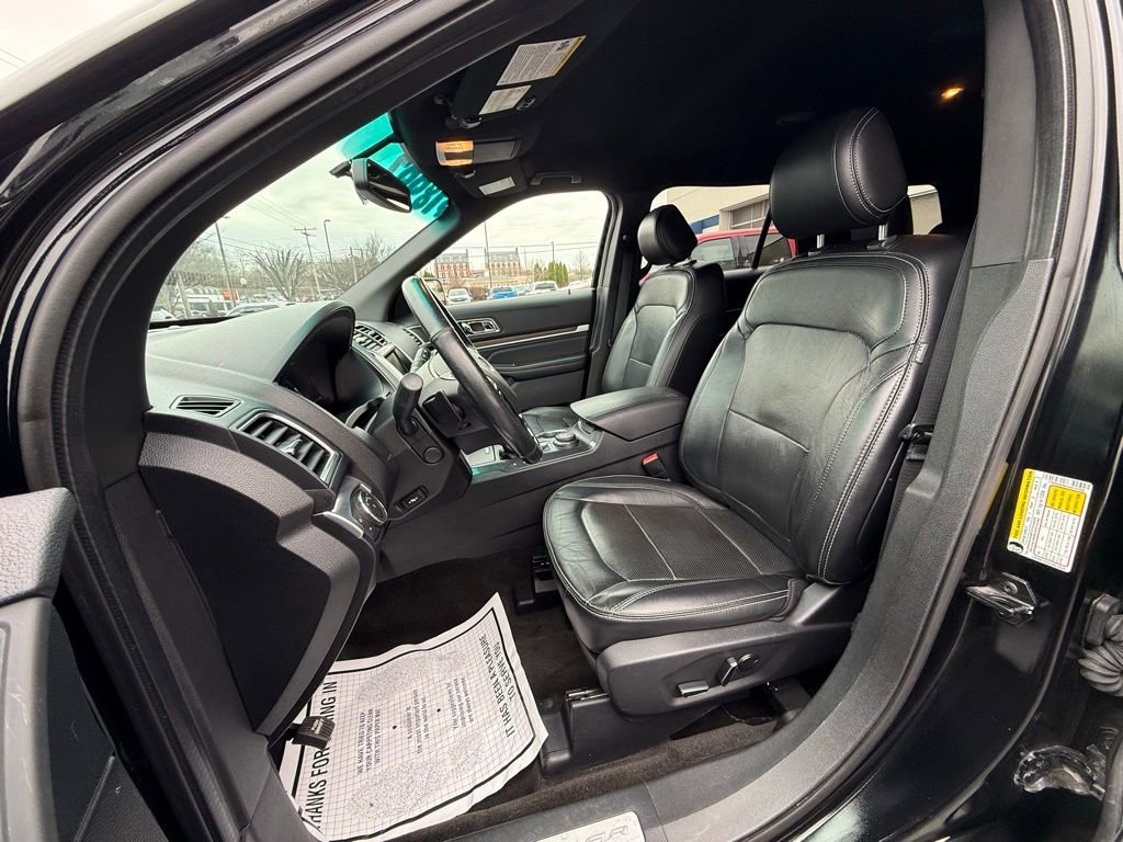 Used 2016 Ford Explorer Limited image 15