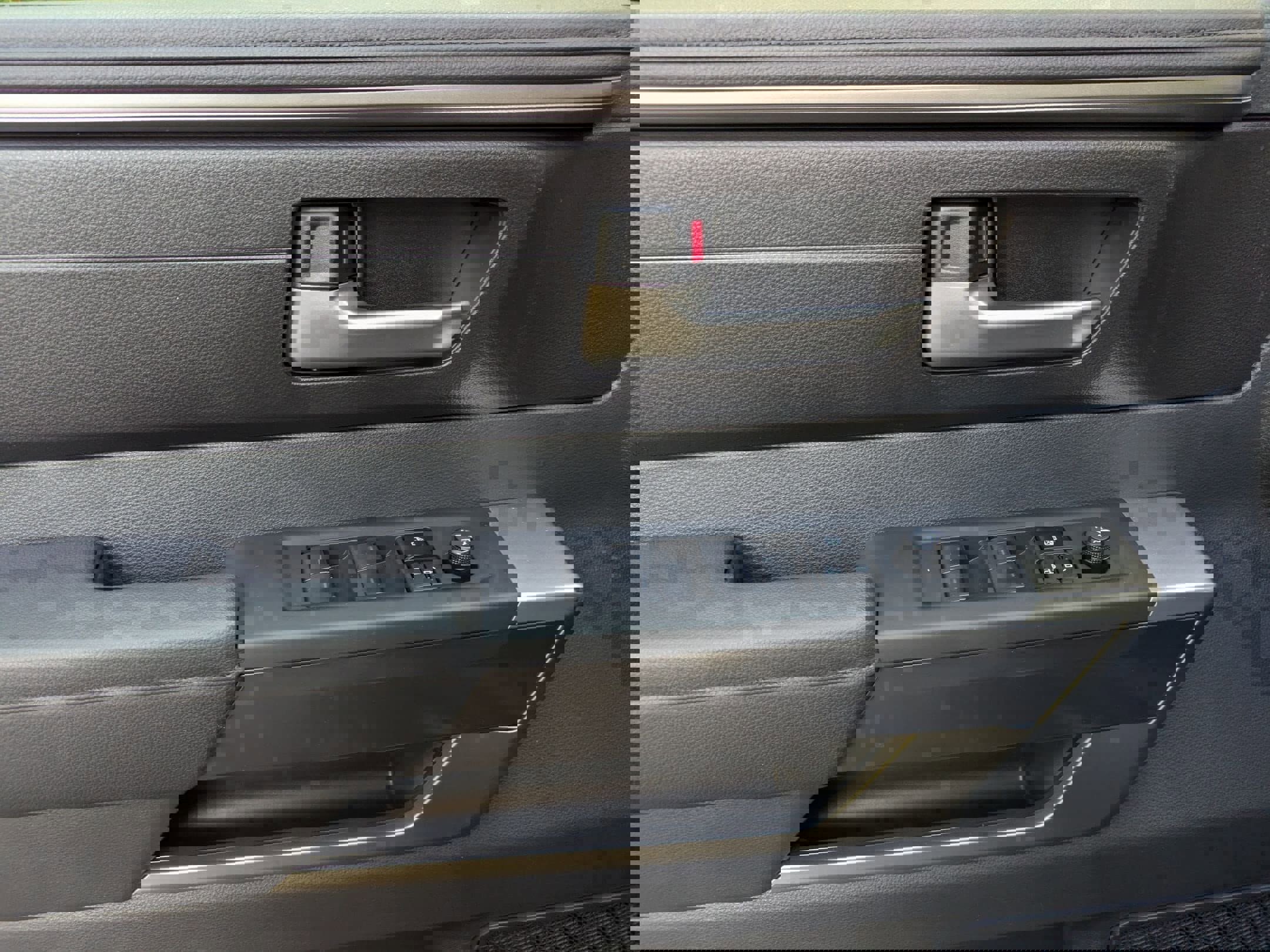 New 2024 Toyota Tundra SR5 image 39