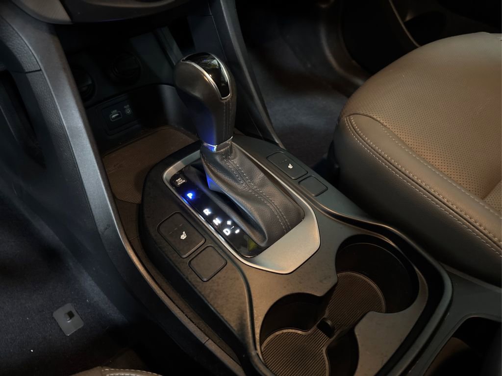 Used 2017 Hyundai Santa Fe SE w/ SE Premium Package 02 image 34