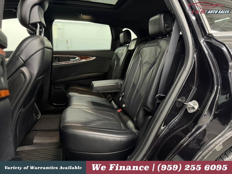 Used 2019 Lincoln Nautilus Reserve AWD/4WD image 31