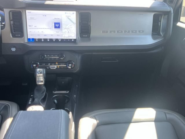Used 2025 Ford Bronco Outer Banks AWD/4WD image 14