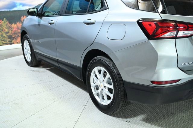 Used 2023 Chevrolet Equinox LS image 8