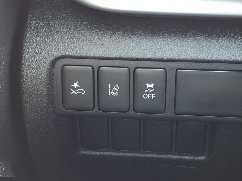 Used 2025 Mitsubishi Eclipse Cross Ralliart AWD/4WD image 23