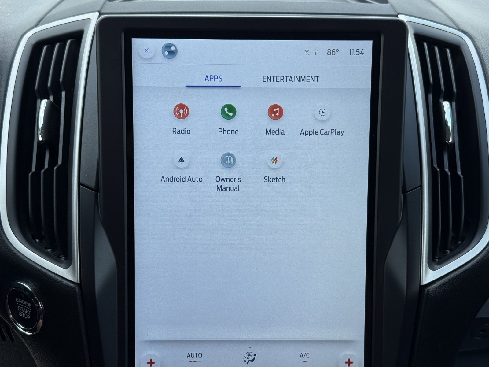 Used 2022 Ford Edge SEL w/ Convenience Package image 12