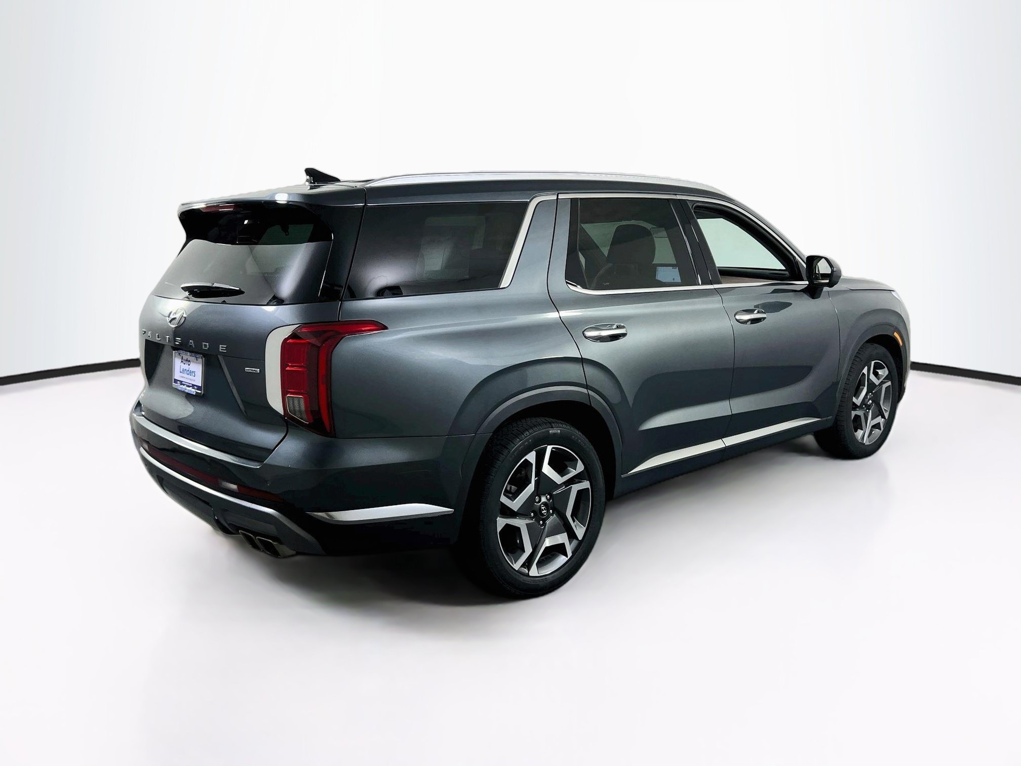 Used 2024 Hyundai Palisade Limited AWD/4WD image 5