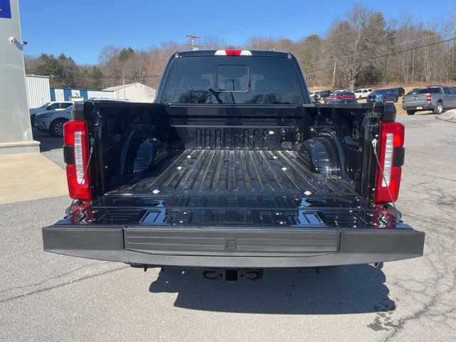 New 2025 Ford F350 Lariat w/ Chrome Package image 8