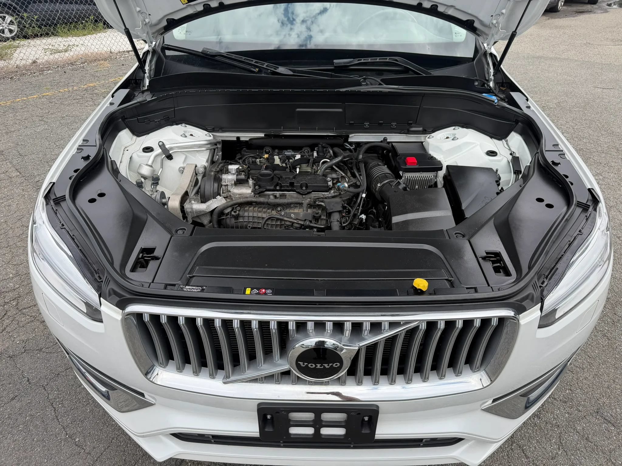 Used 2022 Volvo XC90 T6 Inscription w/ Climate Package AWD/4WD image 24