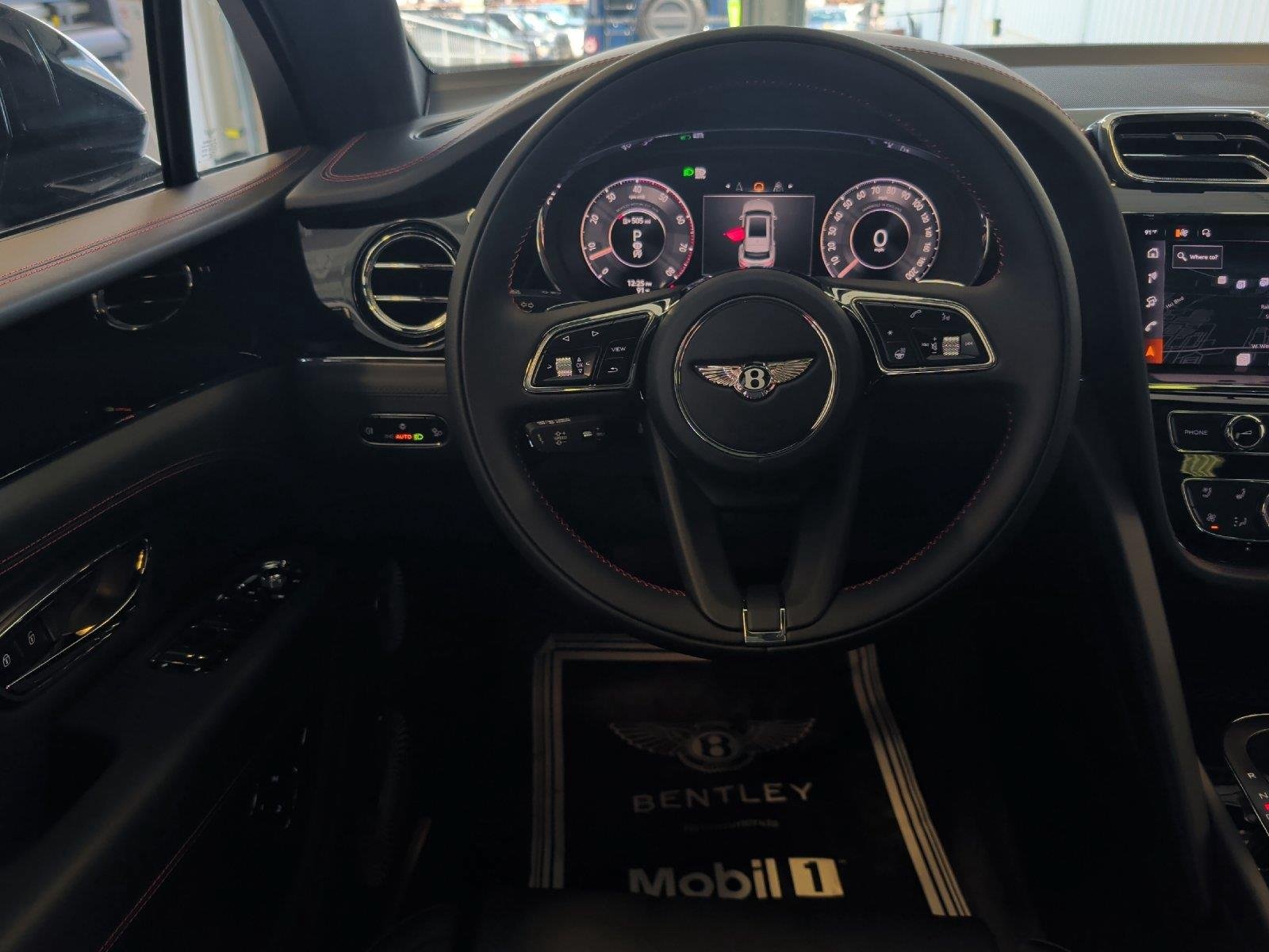 New 2026 Bentley Bentayga AWD/4WD image 7