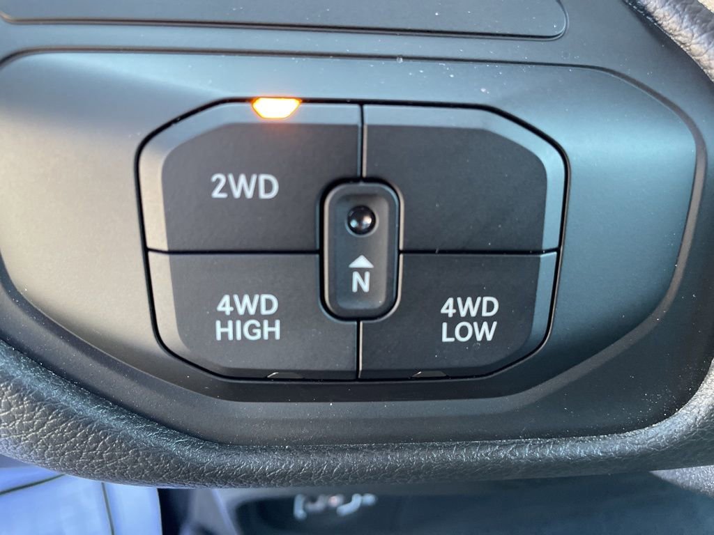 Used 2025 RAM 3500 Tradesman AWD/4WD image 23