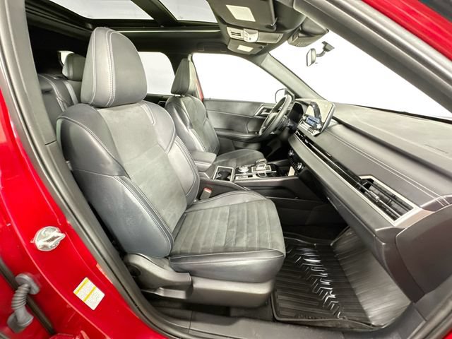 Used 2024 Mitsubishi Outlander SE Black Edition AWD/4WD image 30