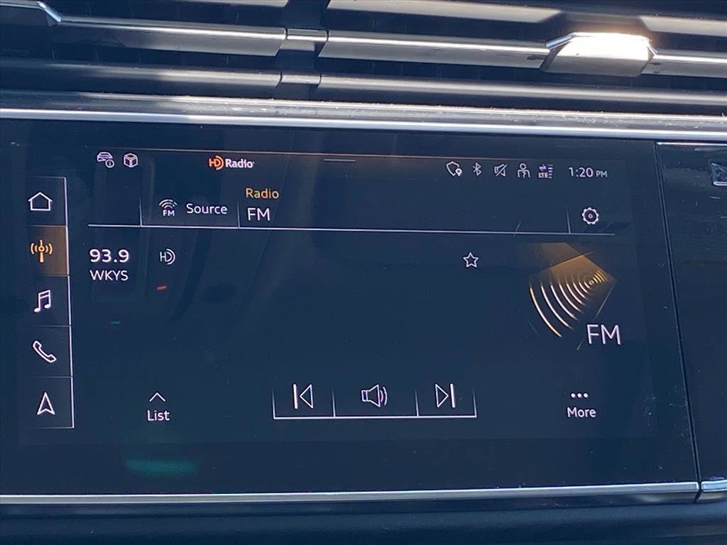 Used 2023 Audi Q7 3.0T Premium w/ Convenience Package image 9