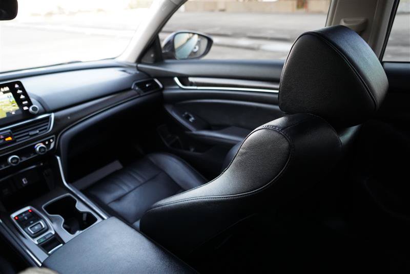 Used 2019 Honda Accord Touring image 37