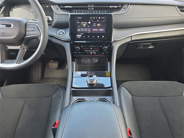 Used 2024 Jeep Grand Cherokee Altitude image 20