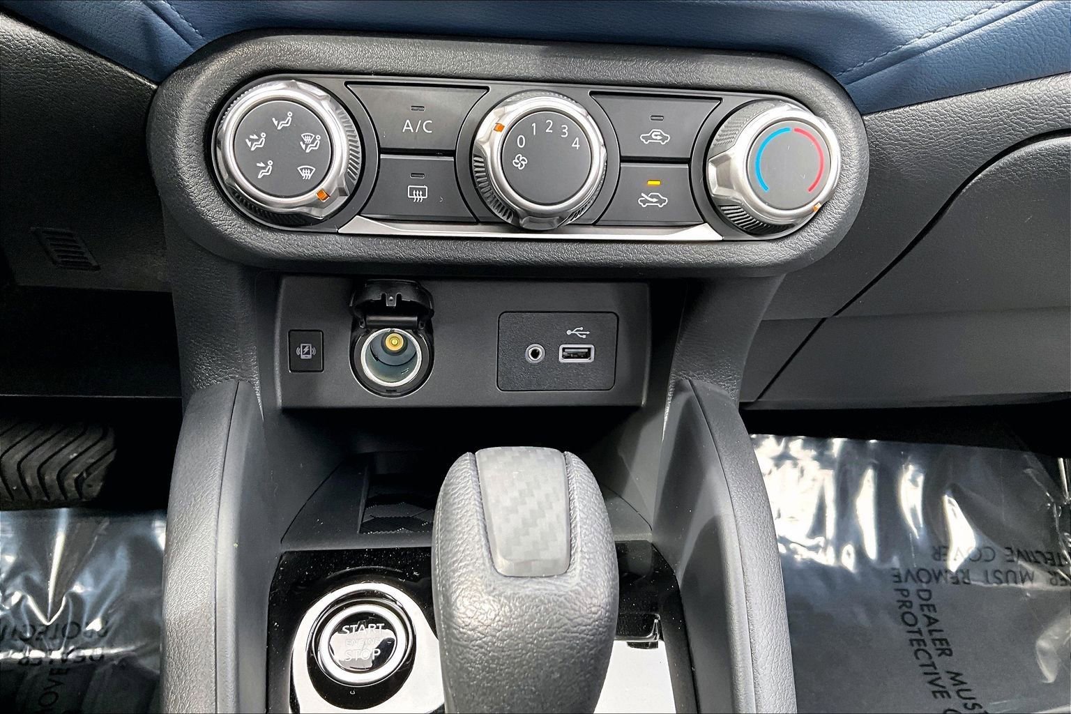 Used 2025 Nissan Versa SV w/ Trunk Package image 8