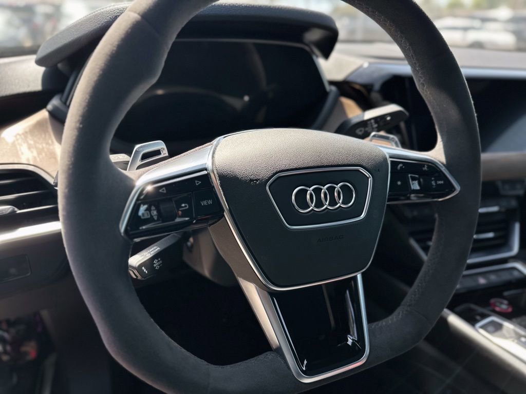 Used 2022 Audi e-tron GT Premium Plus AWD/4WD image 11