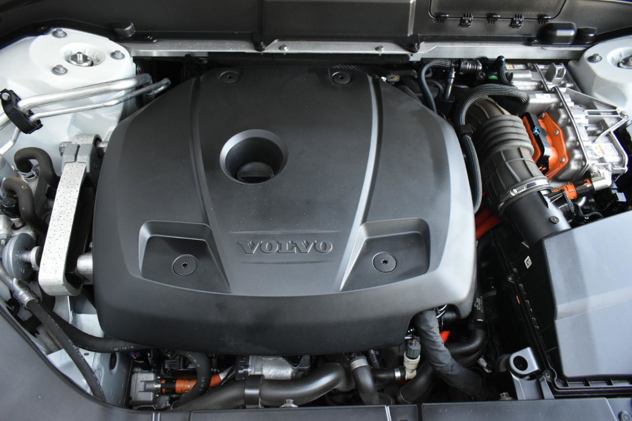 Used 2019 Volvo XC60 T8 Inscription w/ Advanced Package image 53