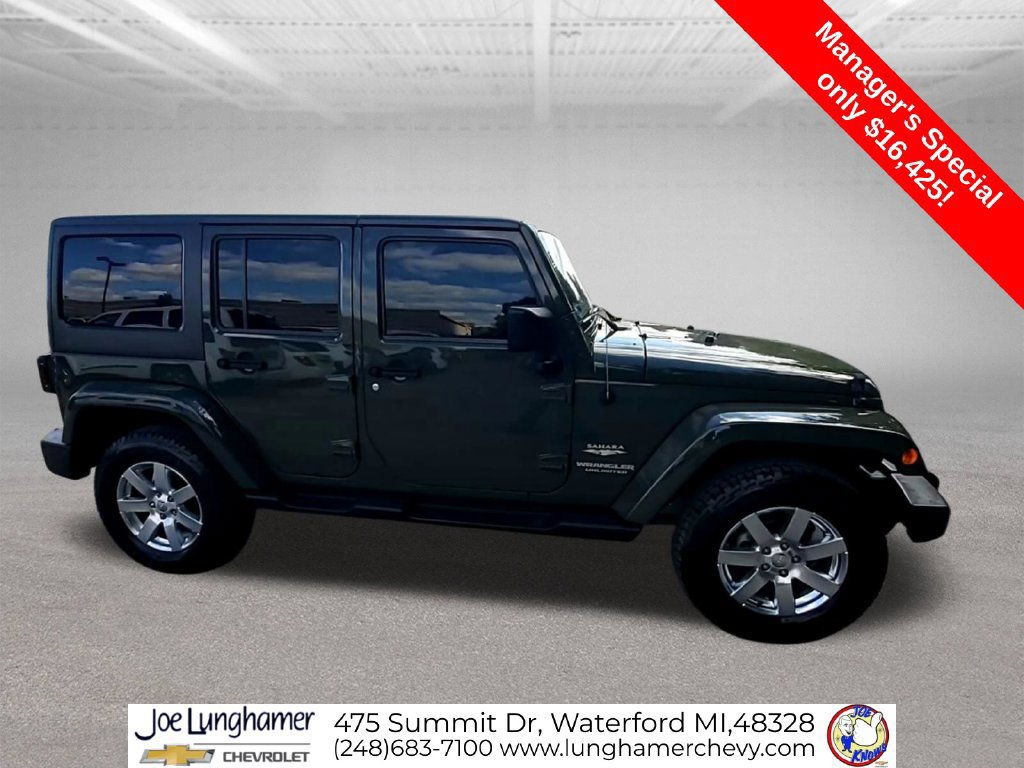 Used 2015 Jeep Wrangler Unlimited Sahara w/ Dual Top Group AWD/4WD image 10