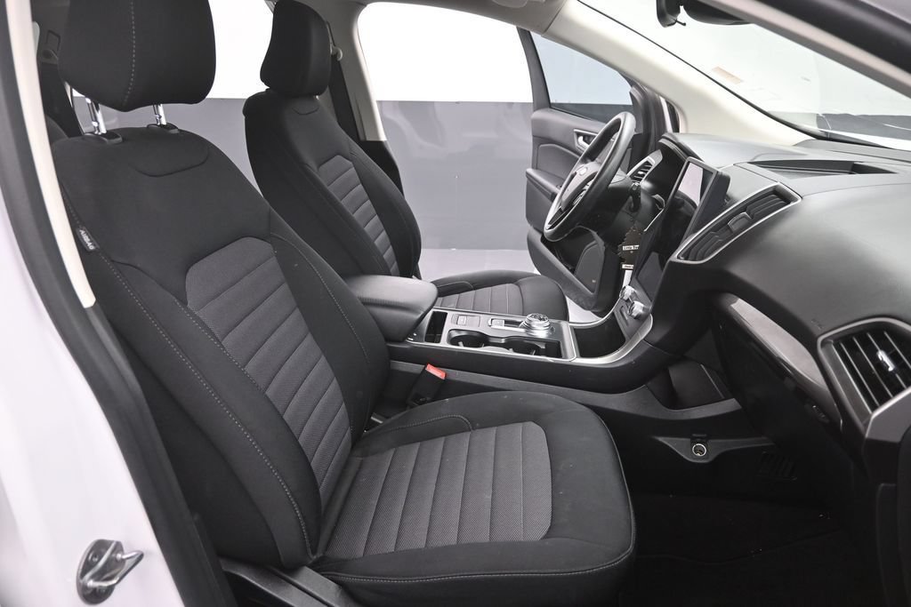 Used 2023 Ford Edge SE AWD/4WD image 14