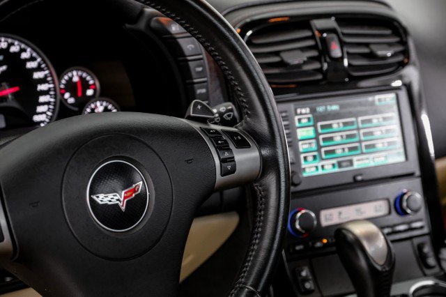 Used 2009 Chevrolet Corvette Convertible w/ Preferred Equipment Group RWD image 19