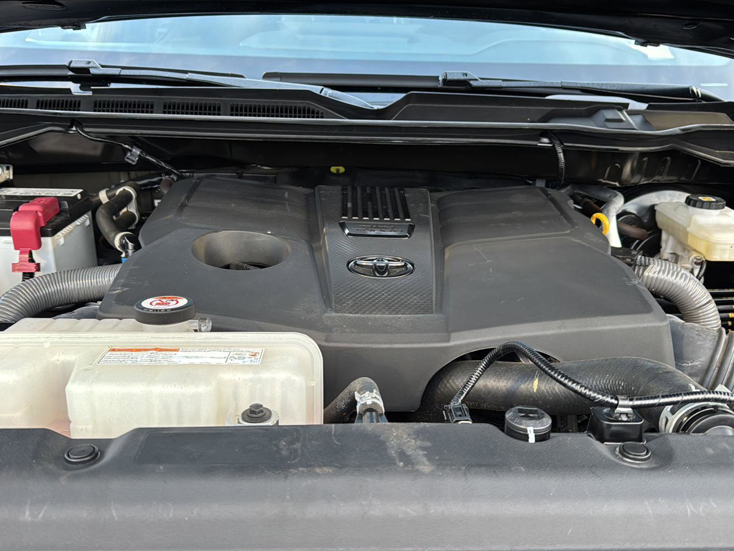 Used 2023 Toyota Tundra Platinum image 31