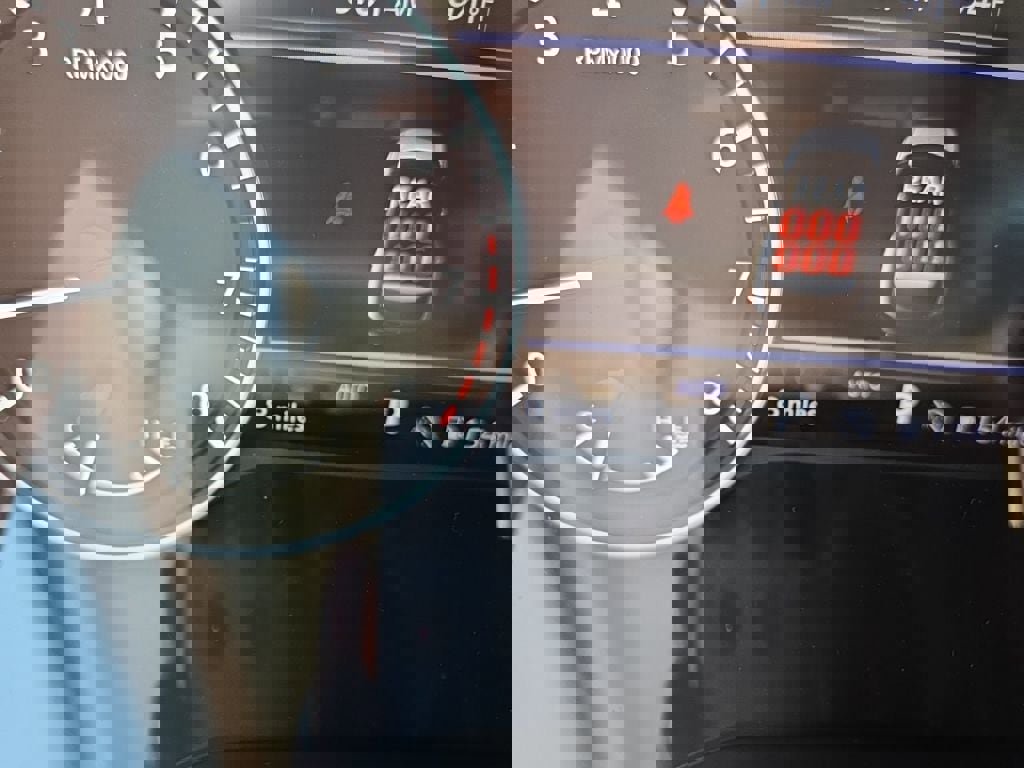 New 2025 Nissan Pathfinder SV image 21