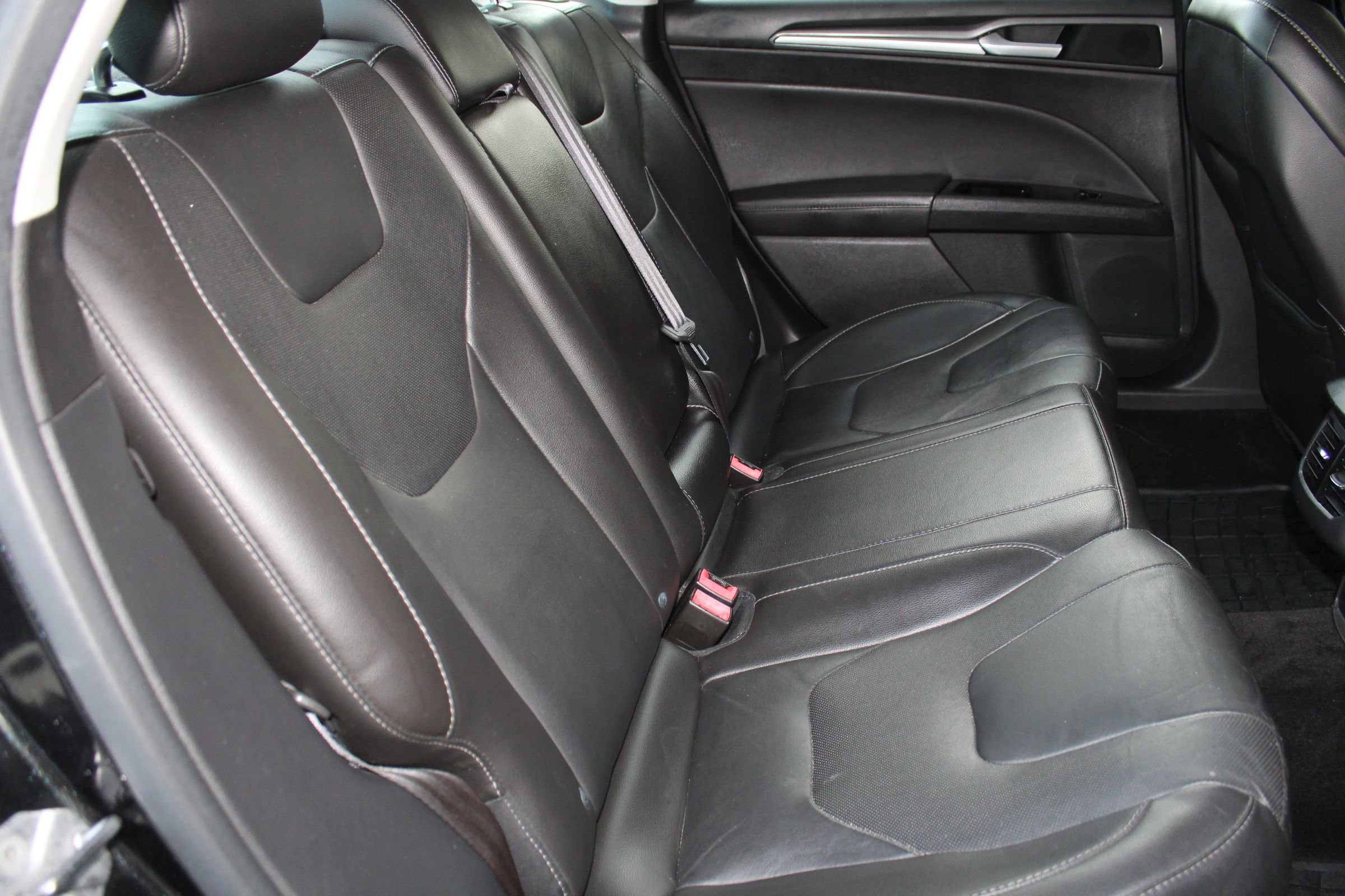 Used 2013 Ford Fusion Titanium image 15