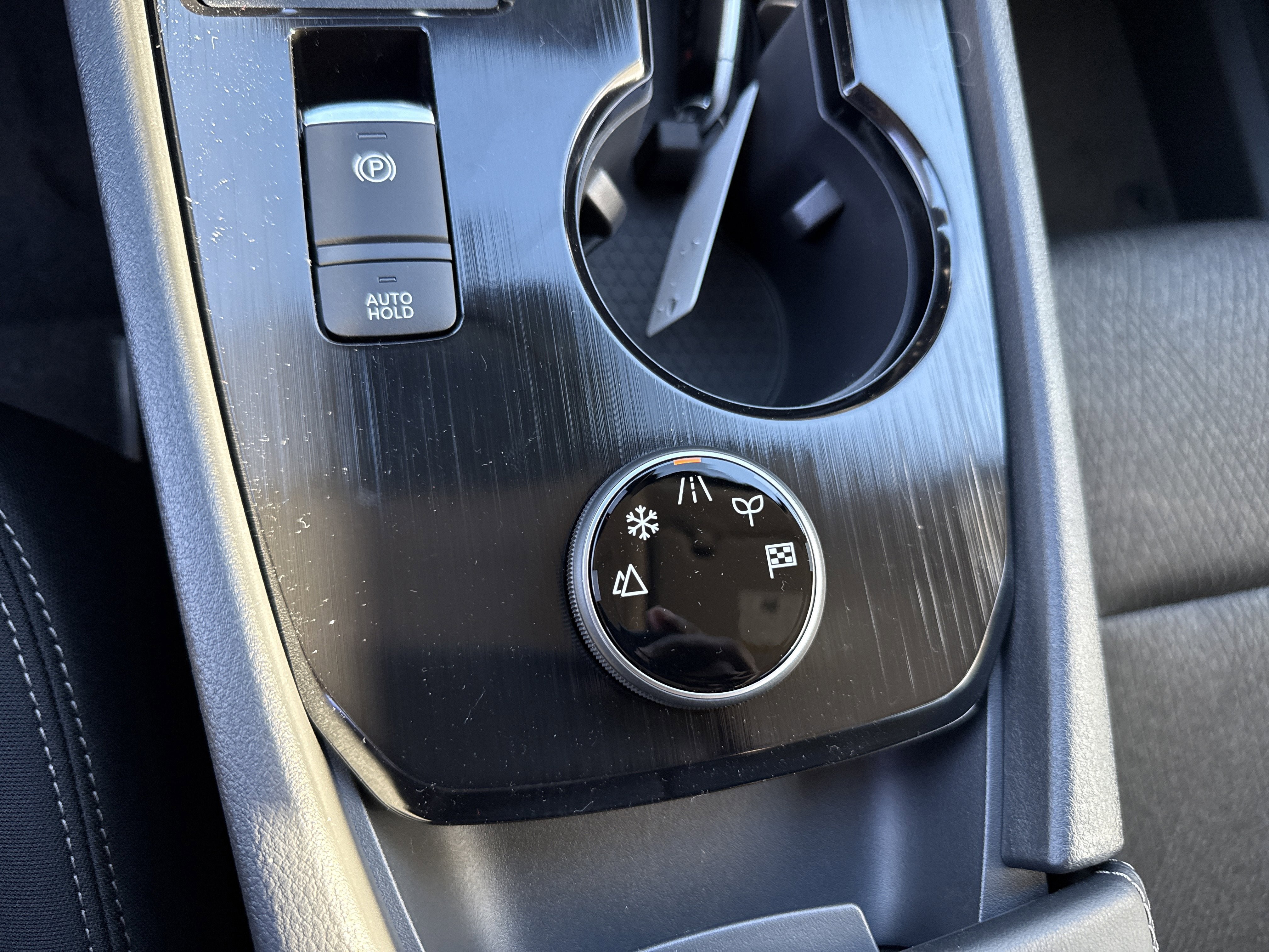 New 2026 Nissan Rogue SV AWD/4WD image 28