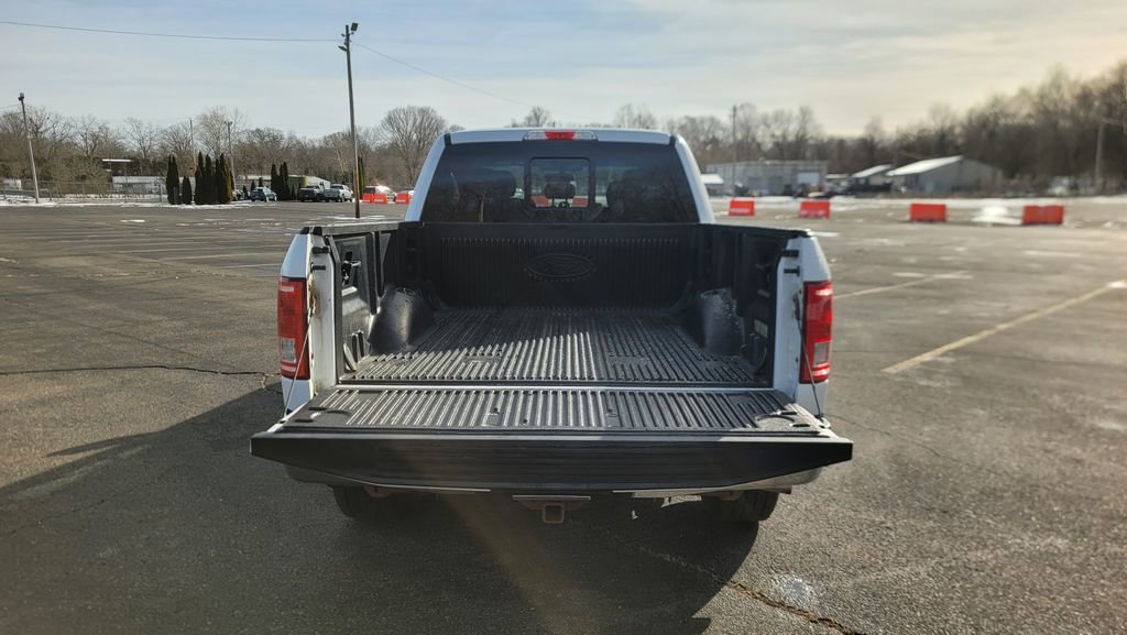 Used 2017 Ford F150 XLT w/ Equipment Group 302A Luxury image 11