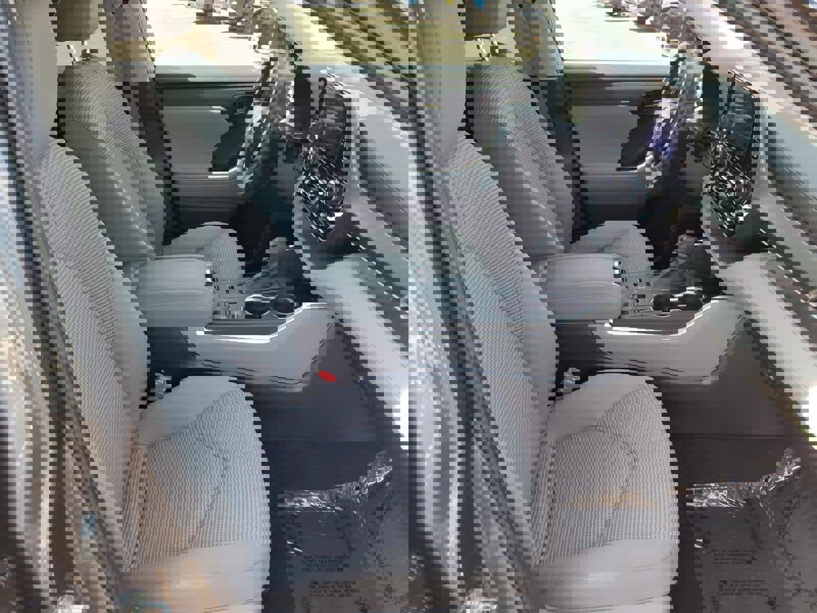 Used 2023 Toyota Highlander L image 17