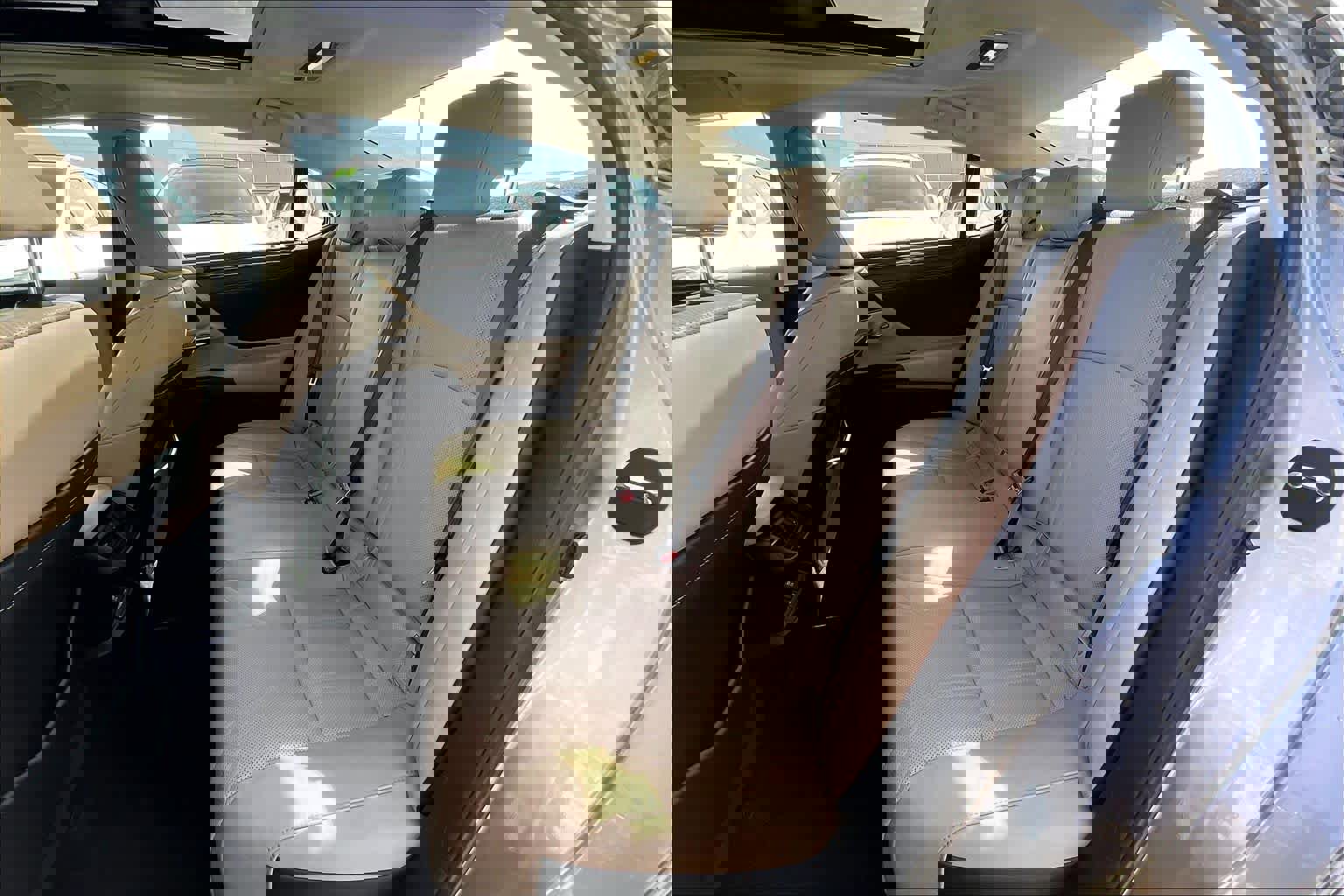 Used 2019 Lexus ES 350 Ultra Luxury w/ Accessory Package image 19