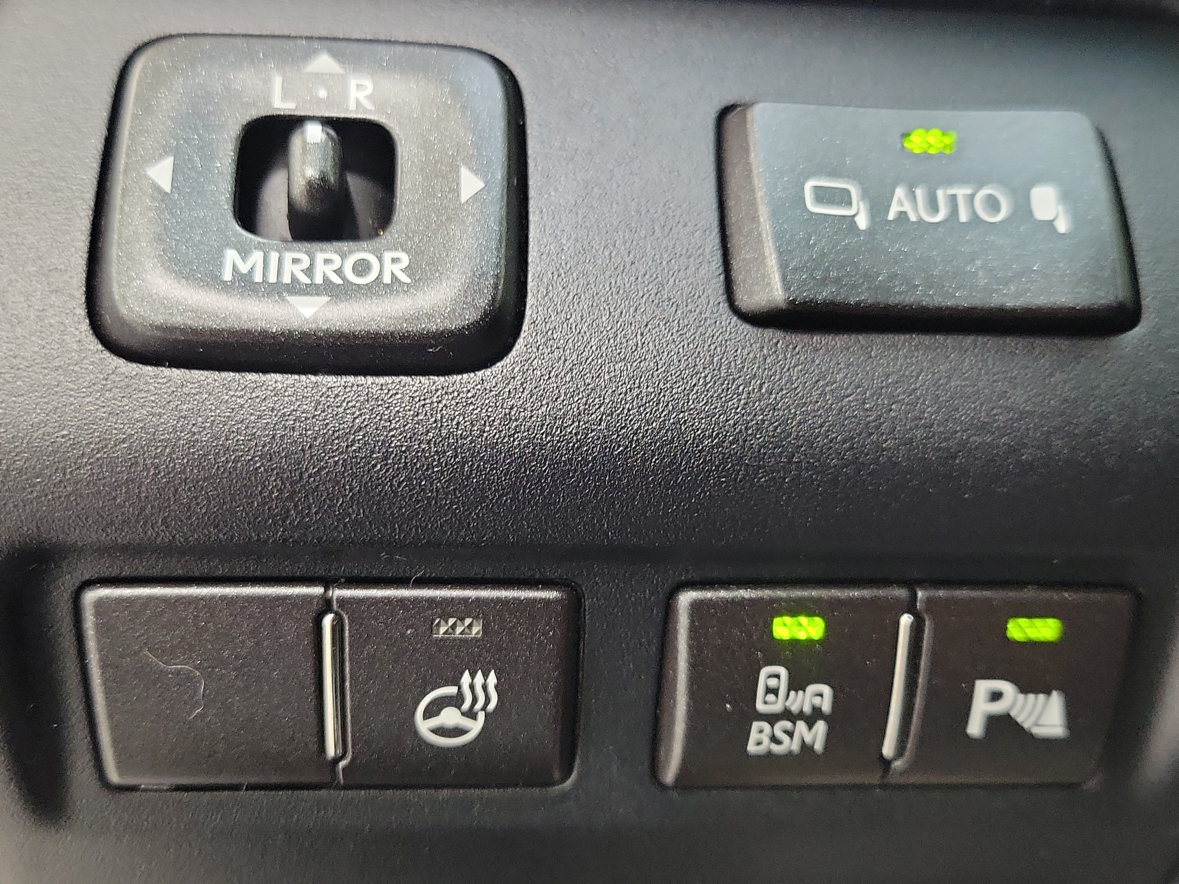 Used 2013 Lexus LS 460 w/ Comfort Pkg RWD image 18