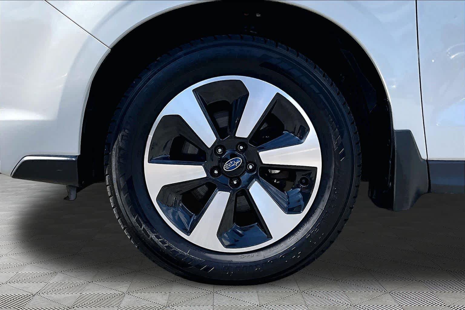 Used 2018 Subaru Forester 2.5i Limited AWD/4WD image 11