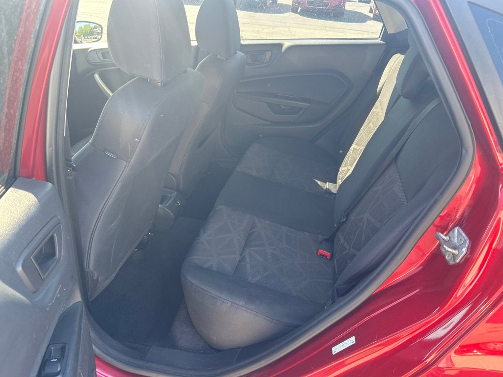Used 2013 Ford Fiesta SE FWD image 10