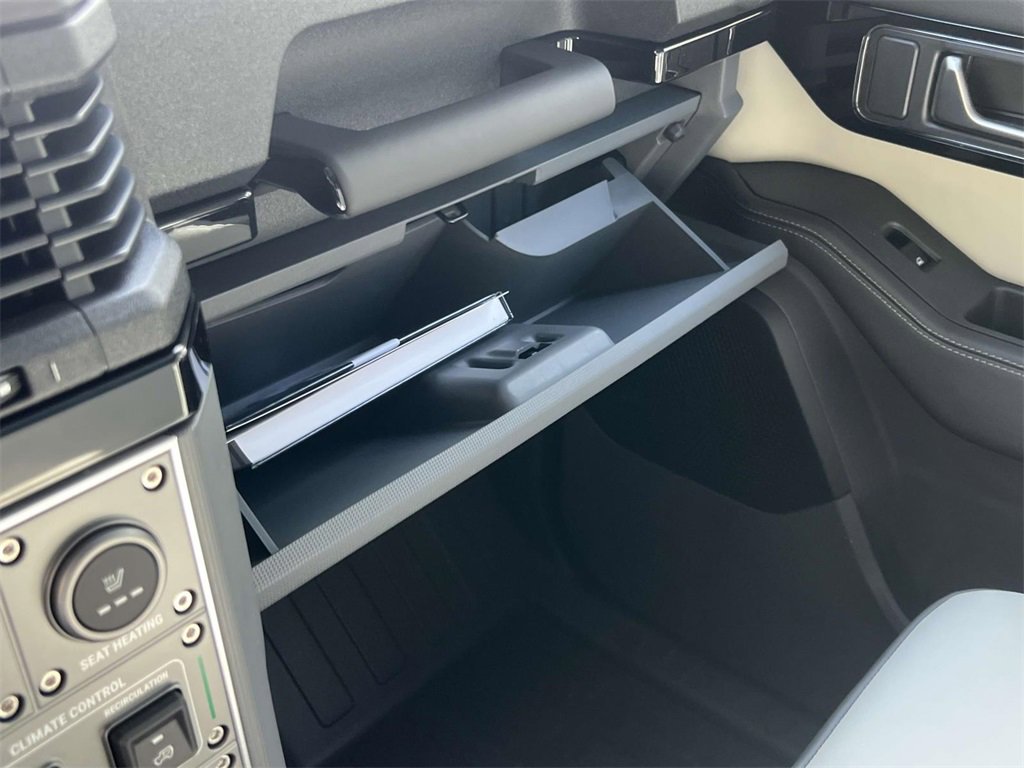 New 2025 INEOS Grenadier Fieldmaster Edition image 32