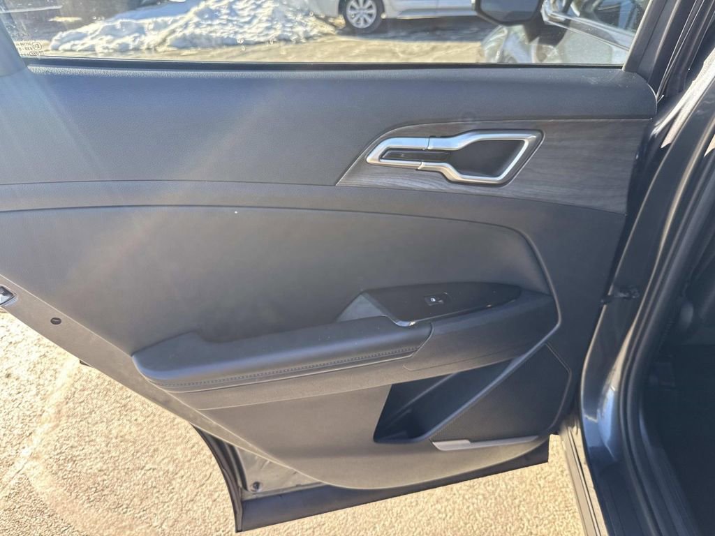 Used 2023 Kia Sportage X-Line image 16