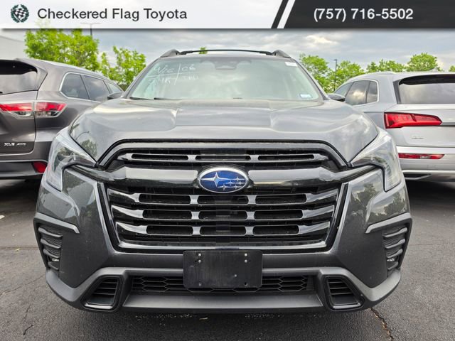 Used 2023 Subaru Ascent Onyx Edition AWD/4WD image 2