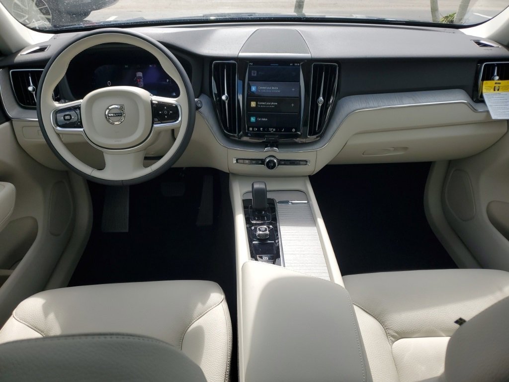 New 2025 Volvo XC60 B5 Plus w/ Protection Package Premier image 6