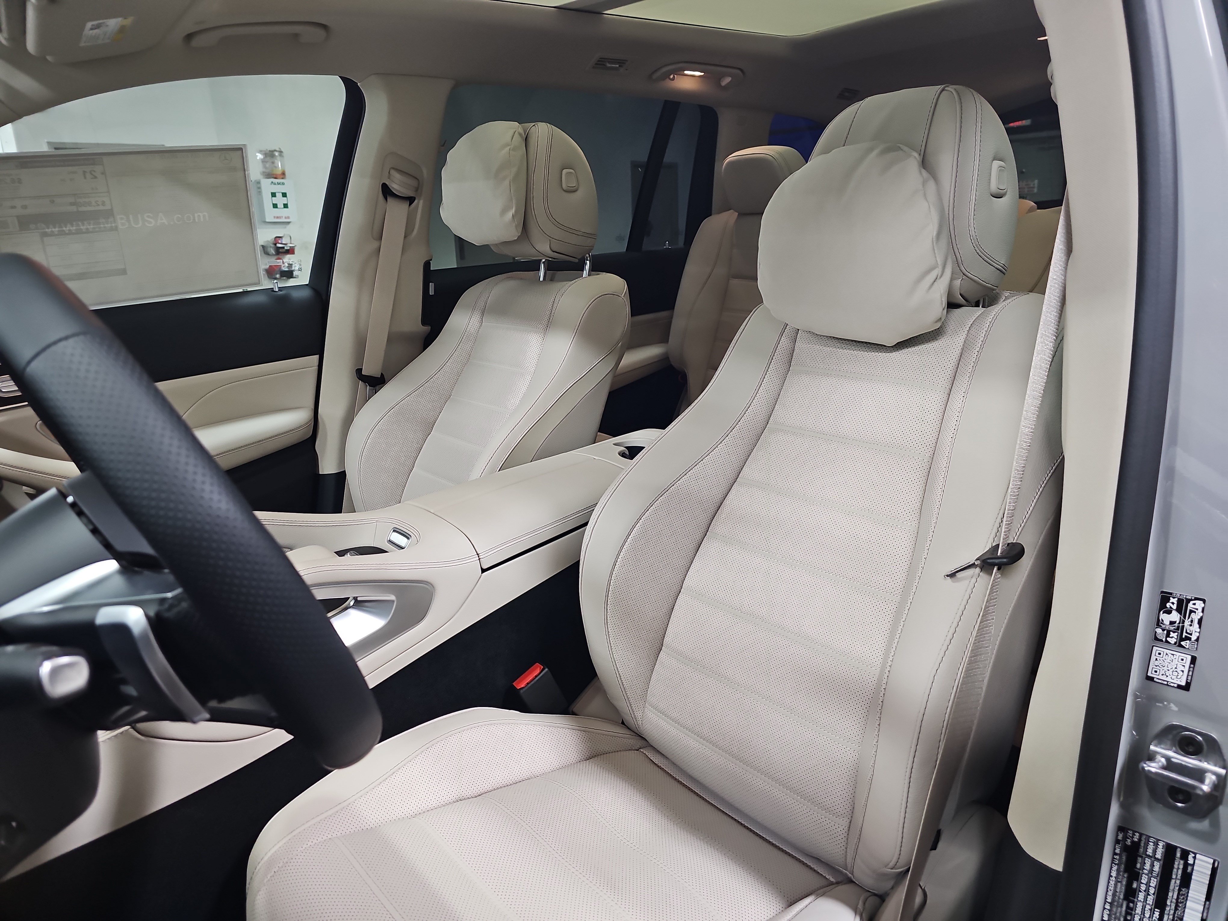 New 2026 Mercedes-Benz GLS 450 4MATIC image 17