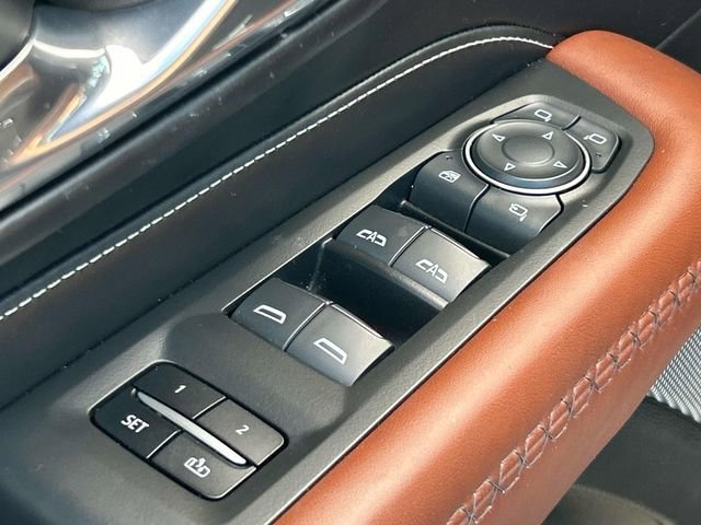 Used 2023 GMC Yukon Denali Ultimate image 30