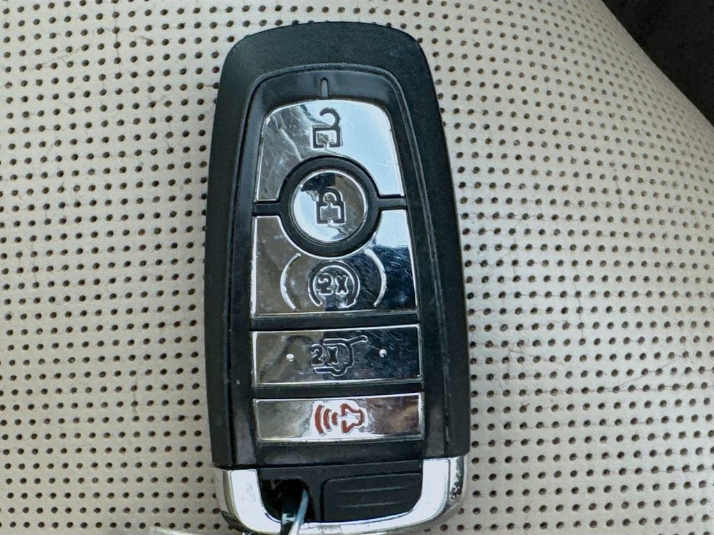 Used 2020 Lincoln Aviator Grand Touring w/ Equipment Group 301A AWD/4WD image 41