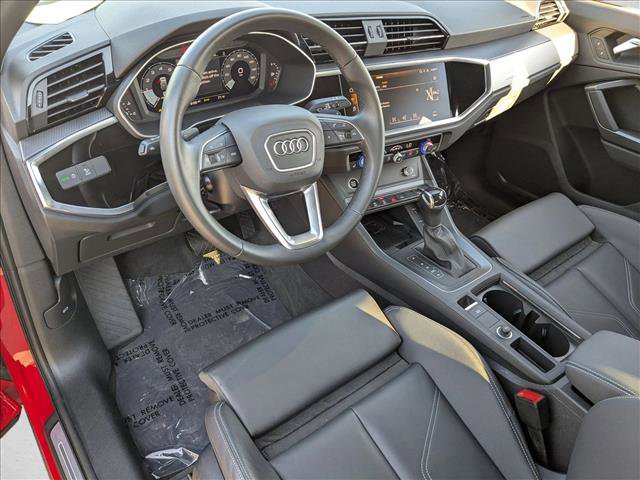 Certified 2025 Audi Q3 2.0T Premium w/ Convenience Package image 3