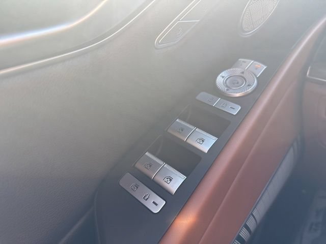 Used 2022 Genesis G80 2.5T w/ Advanced Package AWD/4WD image 29