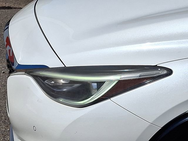 Used 2018 INFINITI QX30 Premium w/ Navigation Package FWD image 29