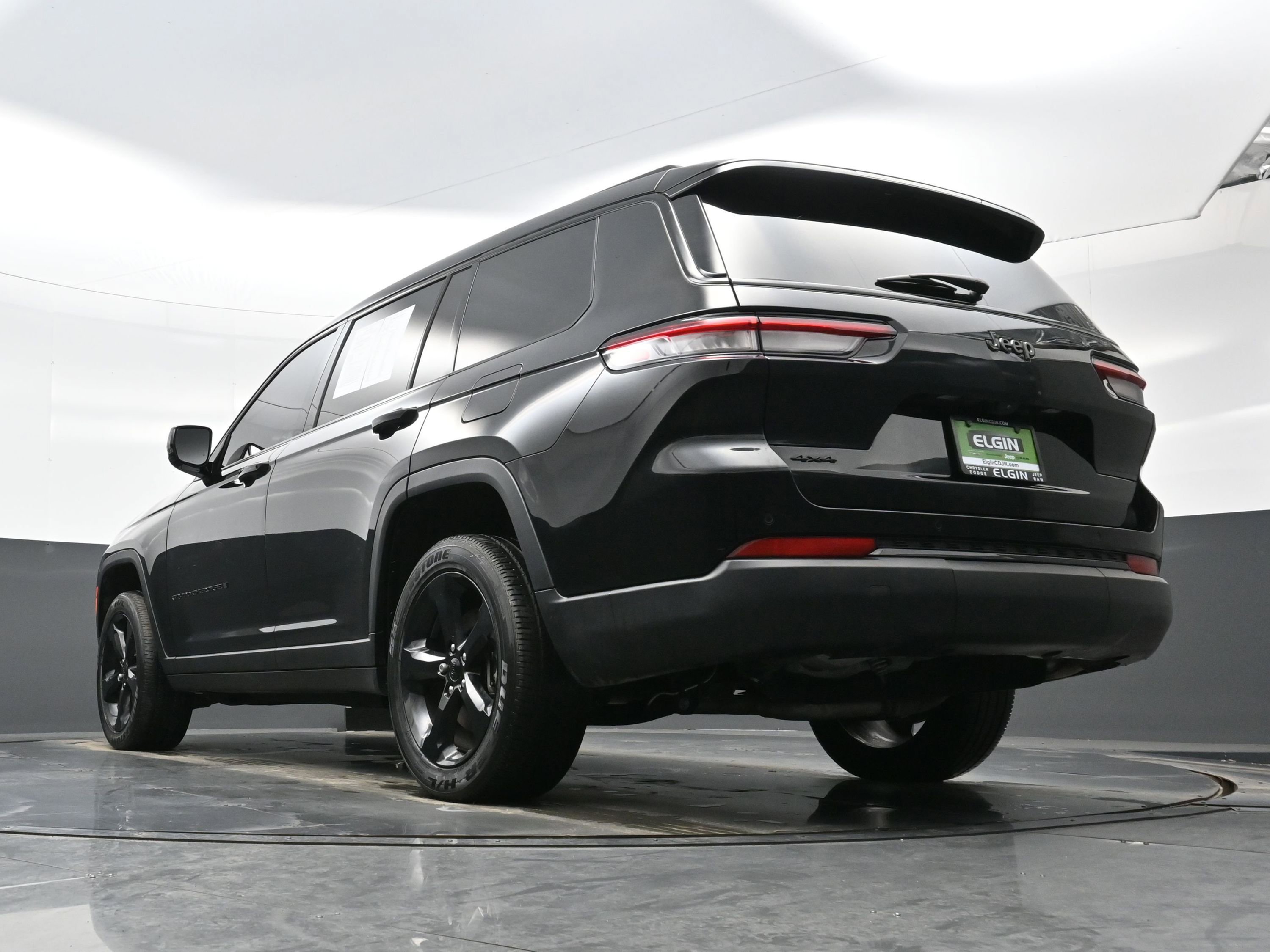 Used 2024 Jeep Grand Cherokee L Altitude image 27