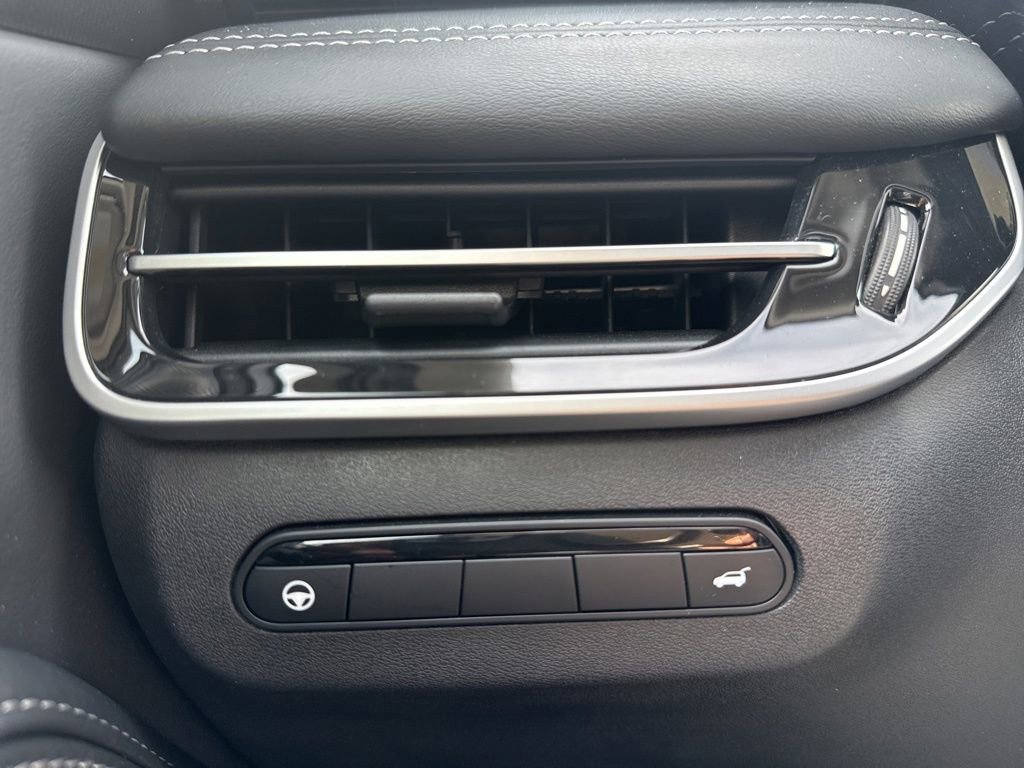 Certified 2023 INFINITI QX60 Luxe image 12