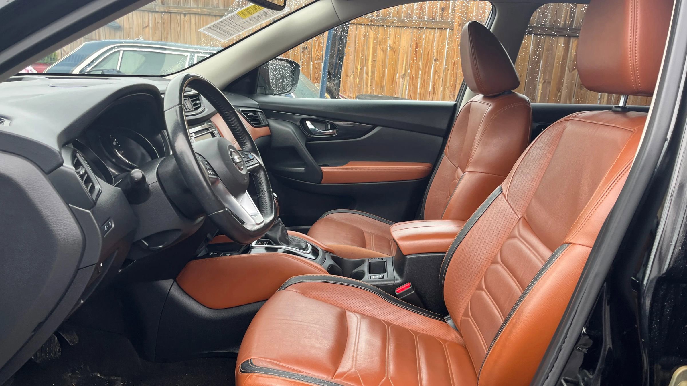 Used 2018 Nissan Rogue SL w/ Premium Package image 9