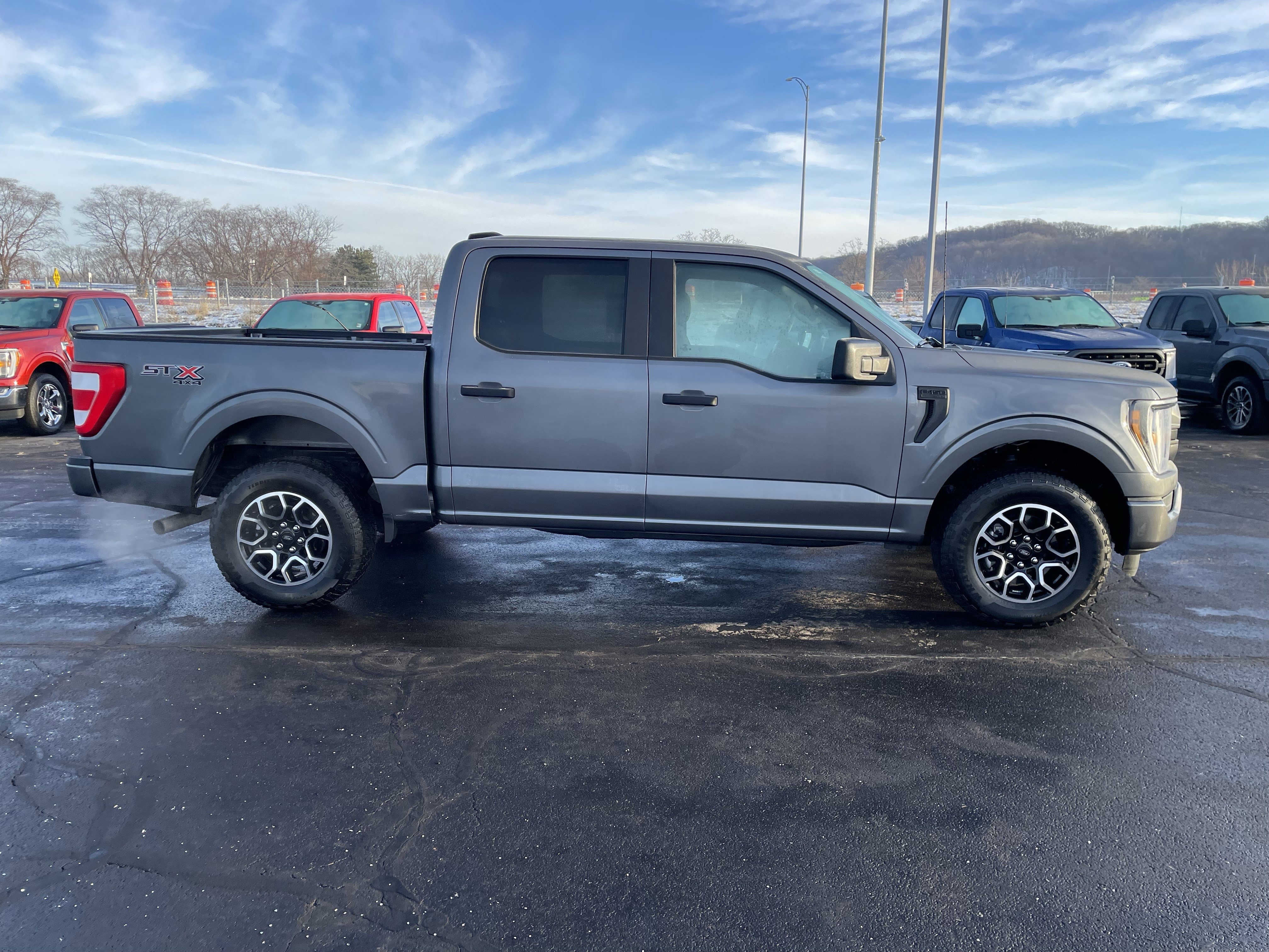 Used 2023 Ford F150 XL w/ Trailer Tow Package image 6